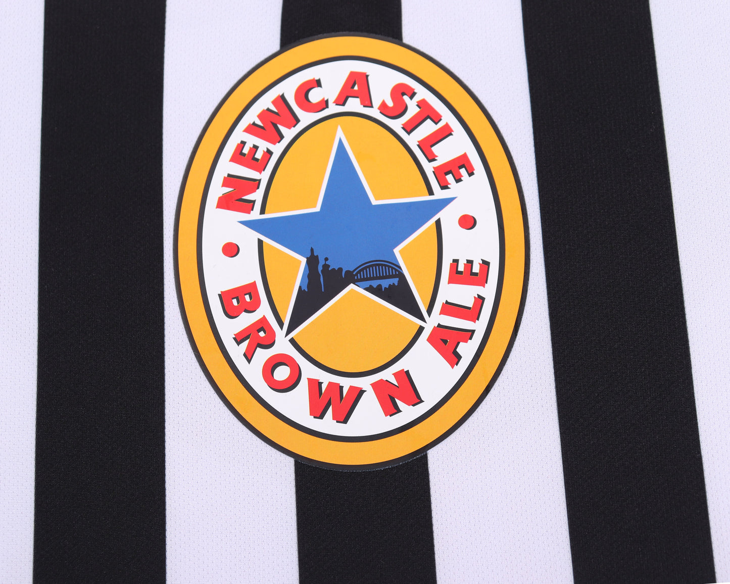 Kit infantil NewCastle Retrô Home 97/98 - Preto e Branco