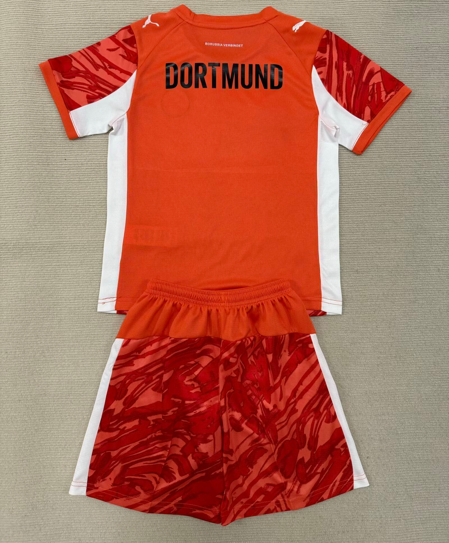 Kit Infantil Borussia Dortmund Goleiro 25/26 - Laranja