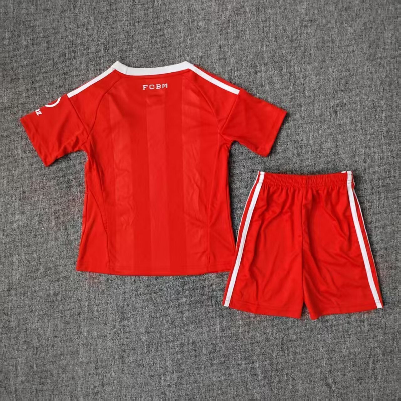 Kit Infantil Bayern De Munique Goleiro 25/26 - Vermelho