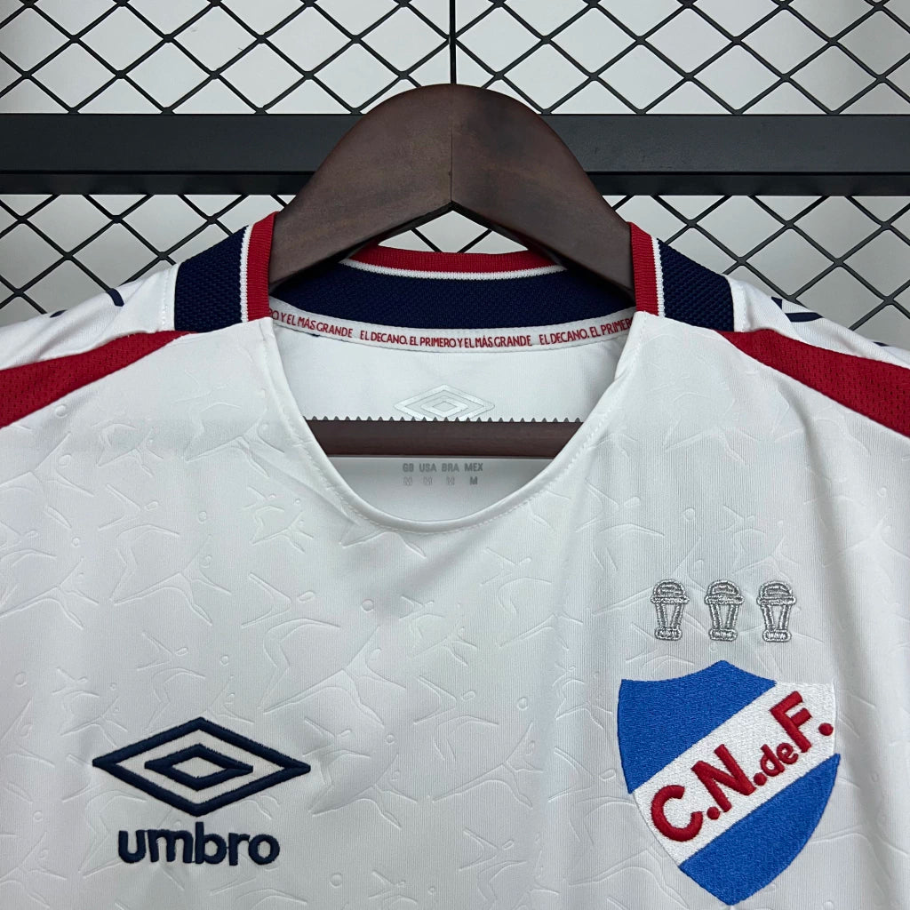 Nacional do Uruguai Home 25/26 Torcedor Umbro - Branca
