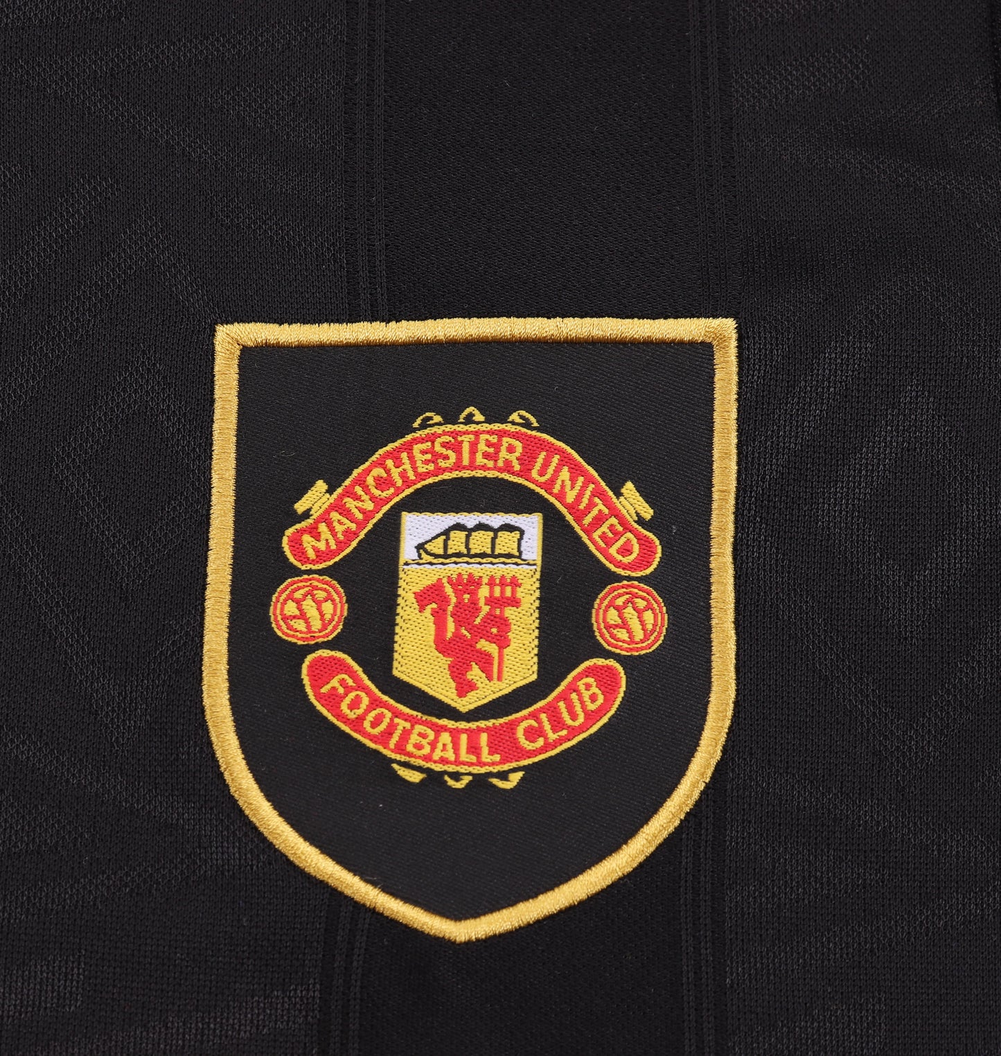Kit infantil Manchester United Retrô Away 98/99 - Preta
