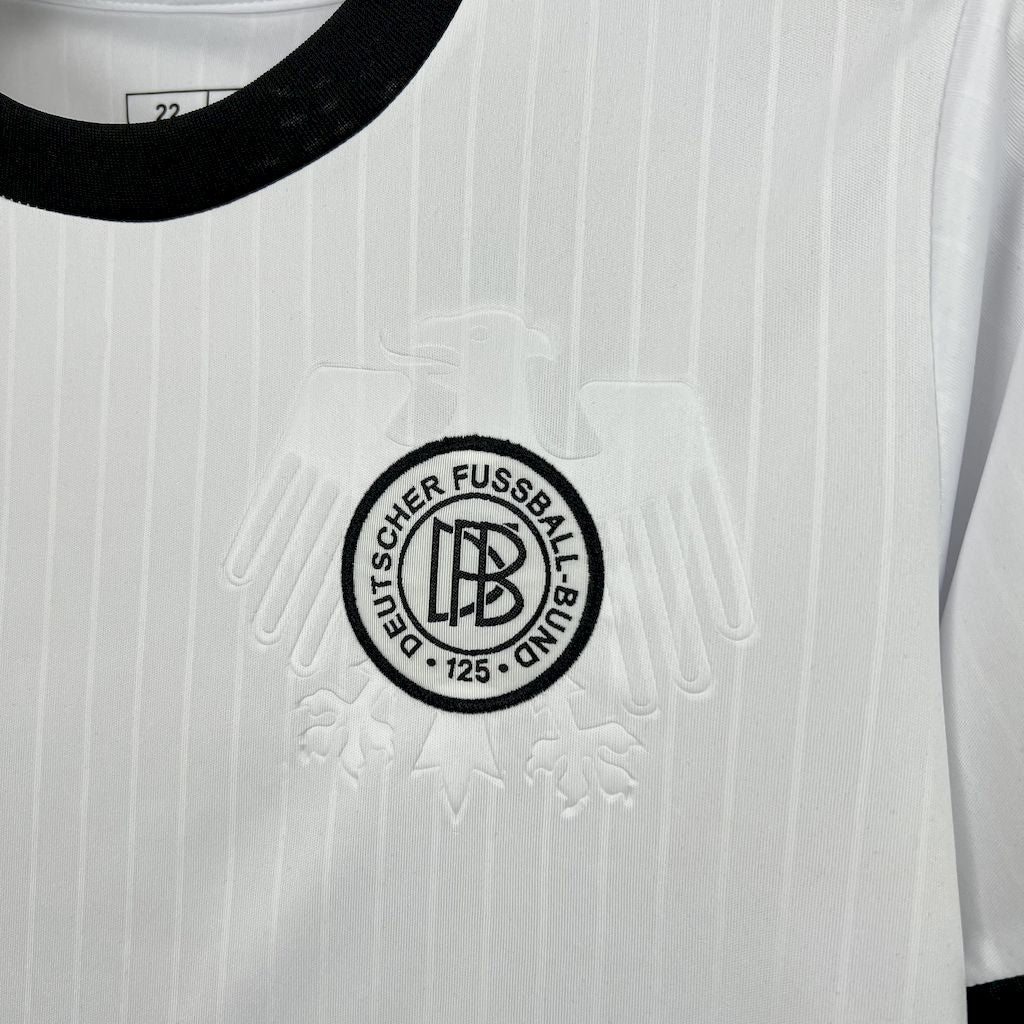 Kit Infantil Alemanha Home 25/26 - Branca