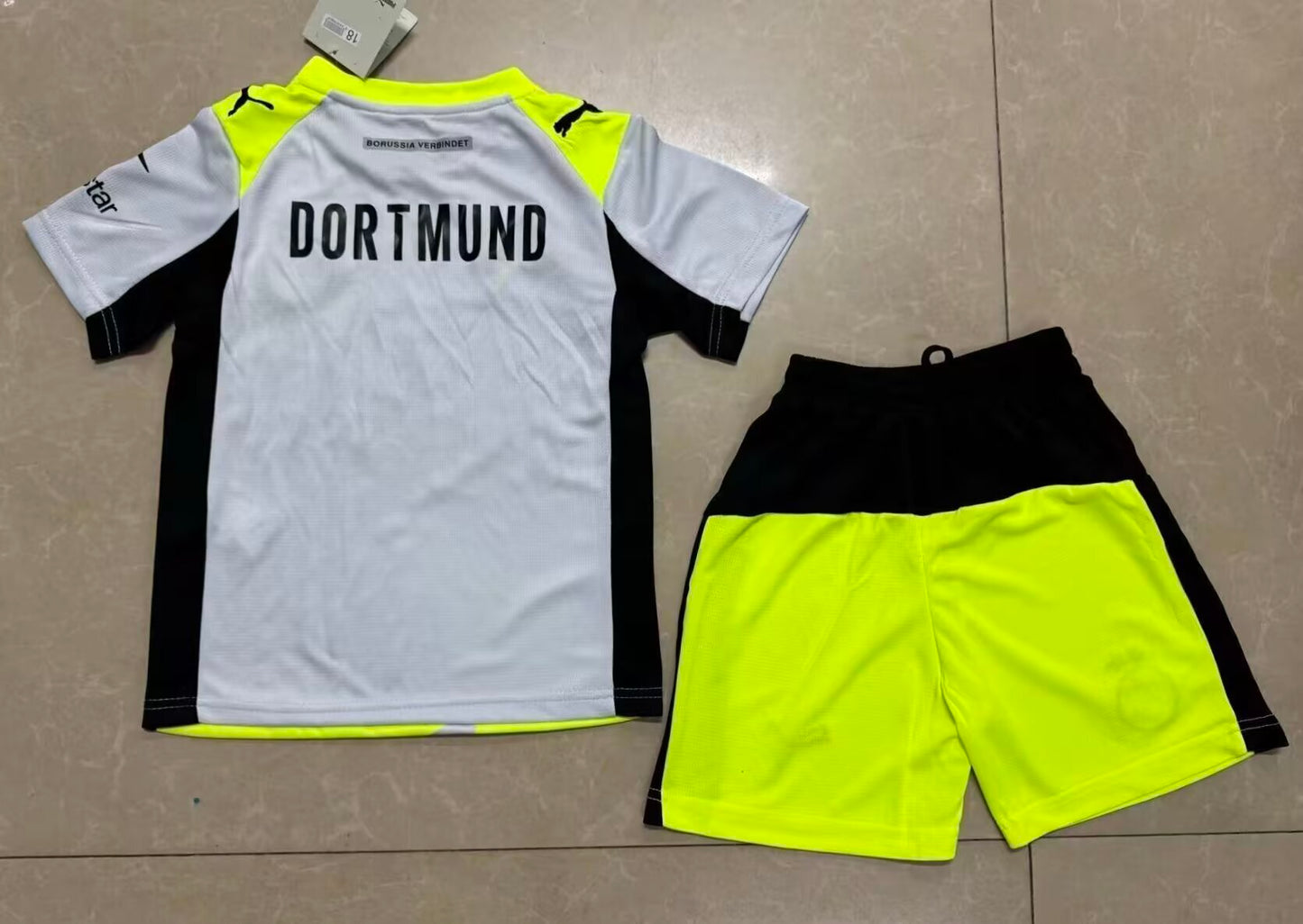Kit Infantil Borussia Dortmund Goleiro 25/26 - Cinza e Amarela
