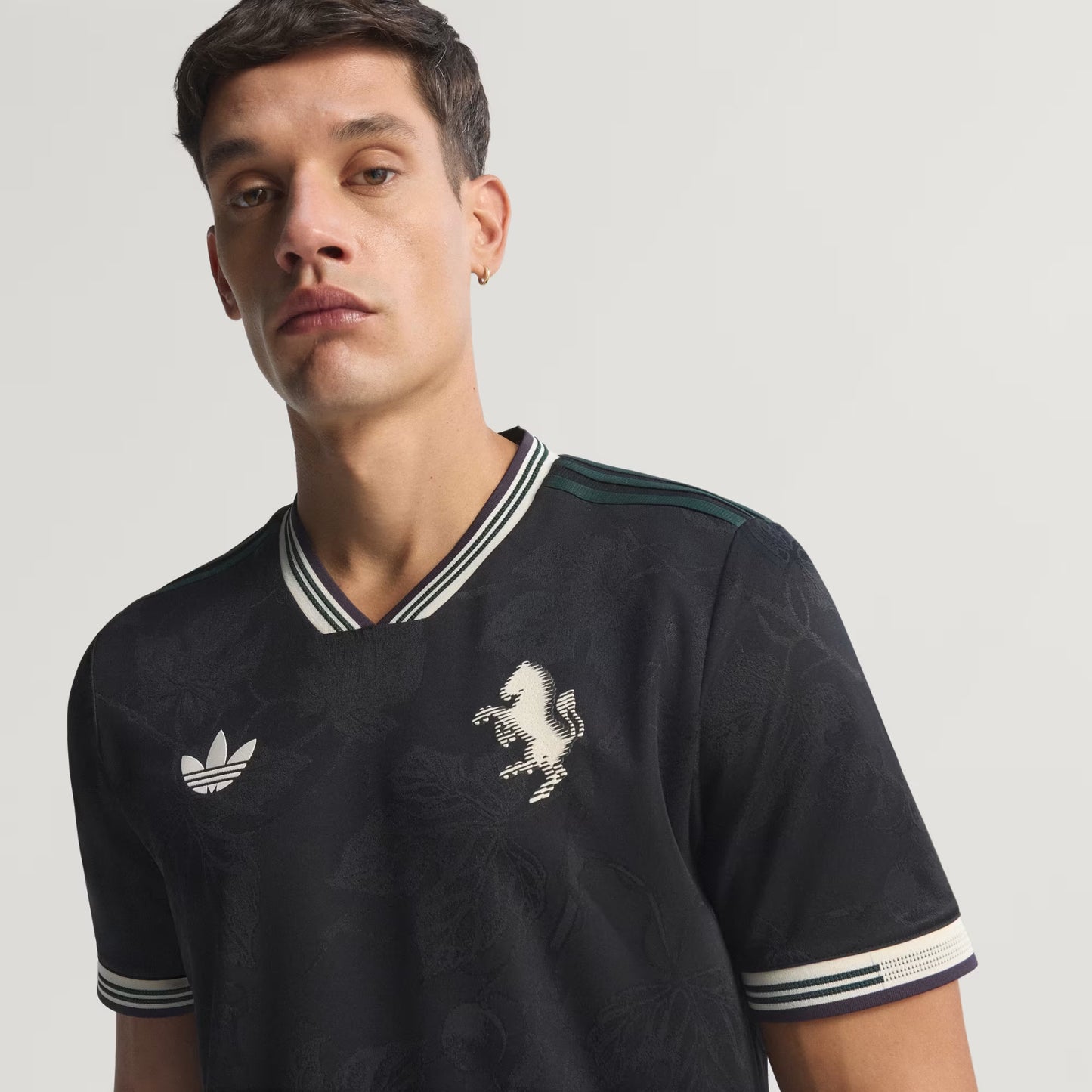 Juventus Third 25/26 Jogador Adidas - Preto