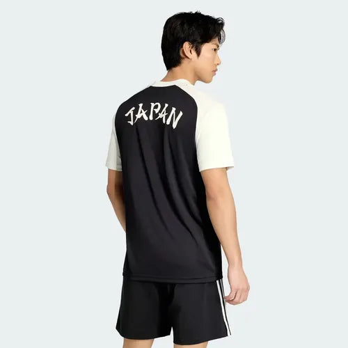 Japão Pré Jogo 26/27 Torcedor Masculino Adidas - Preta e Branca