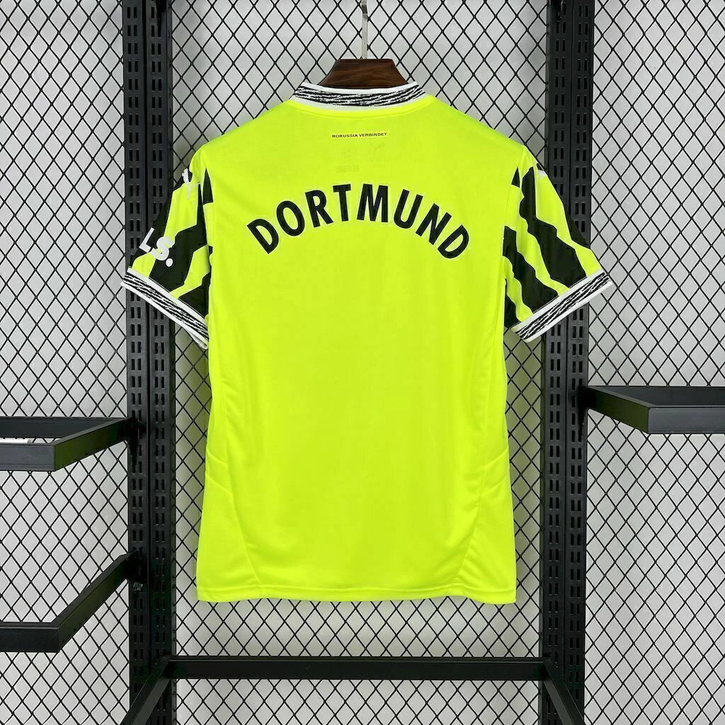 Borussia Dortmund Edição Especial 25/26 Puma - Amarela