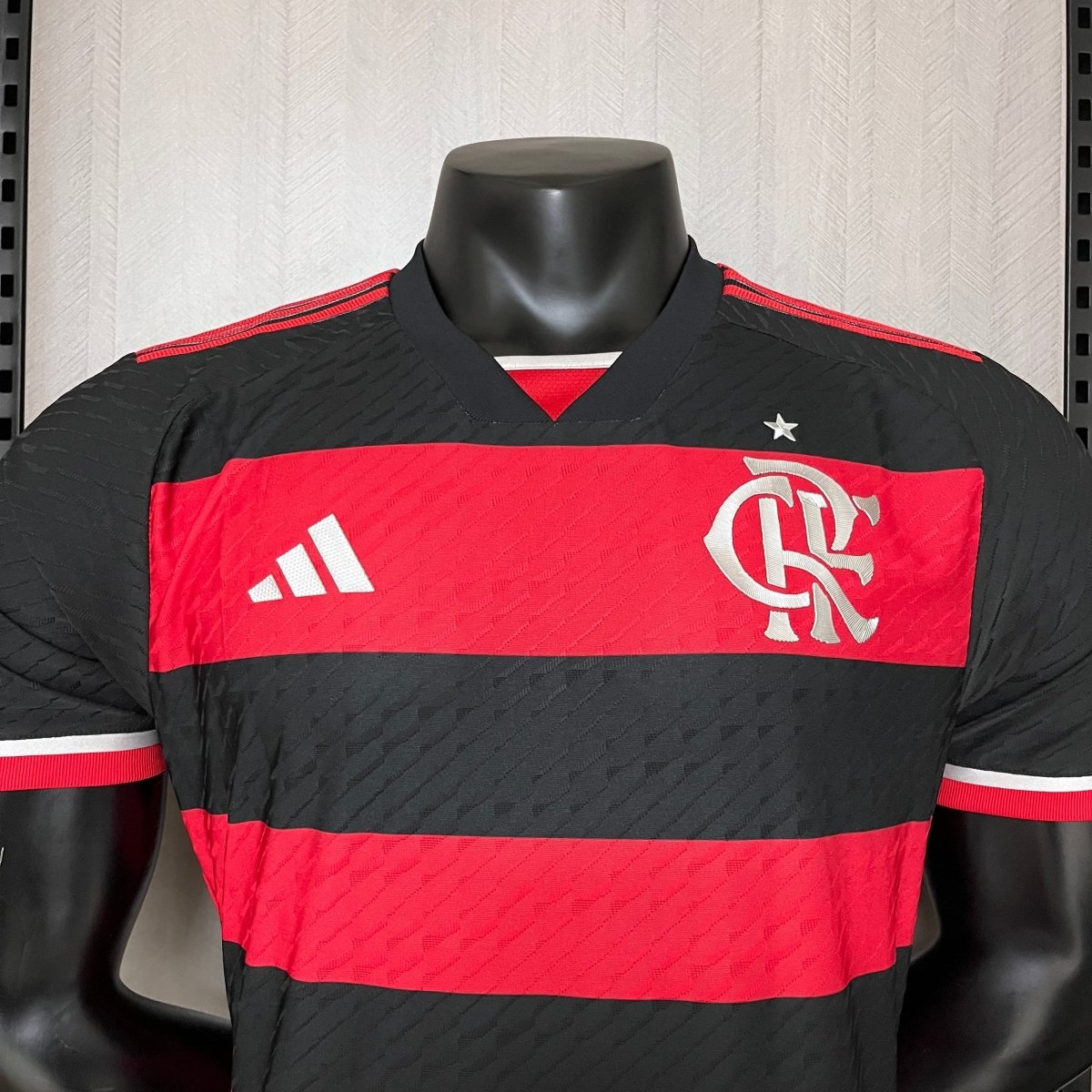 Flamengo Home 24/25 Jogador Adidas Masculina - Vermelho e Preto