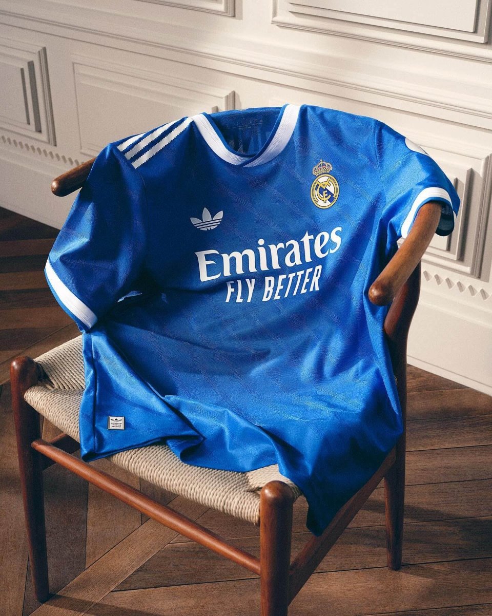 Real Madrid Third 25/26 Torcedor Adidas - Azul