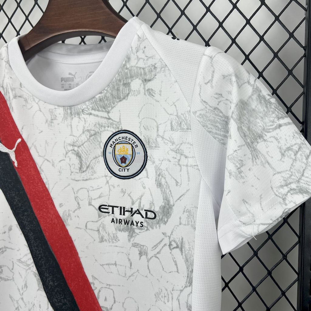 Kit Infantil Manchester City Away 25/26 - Branco