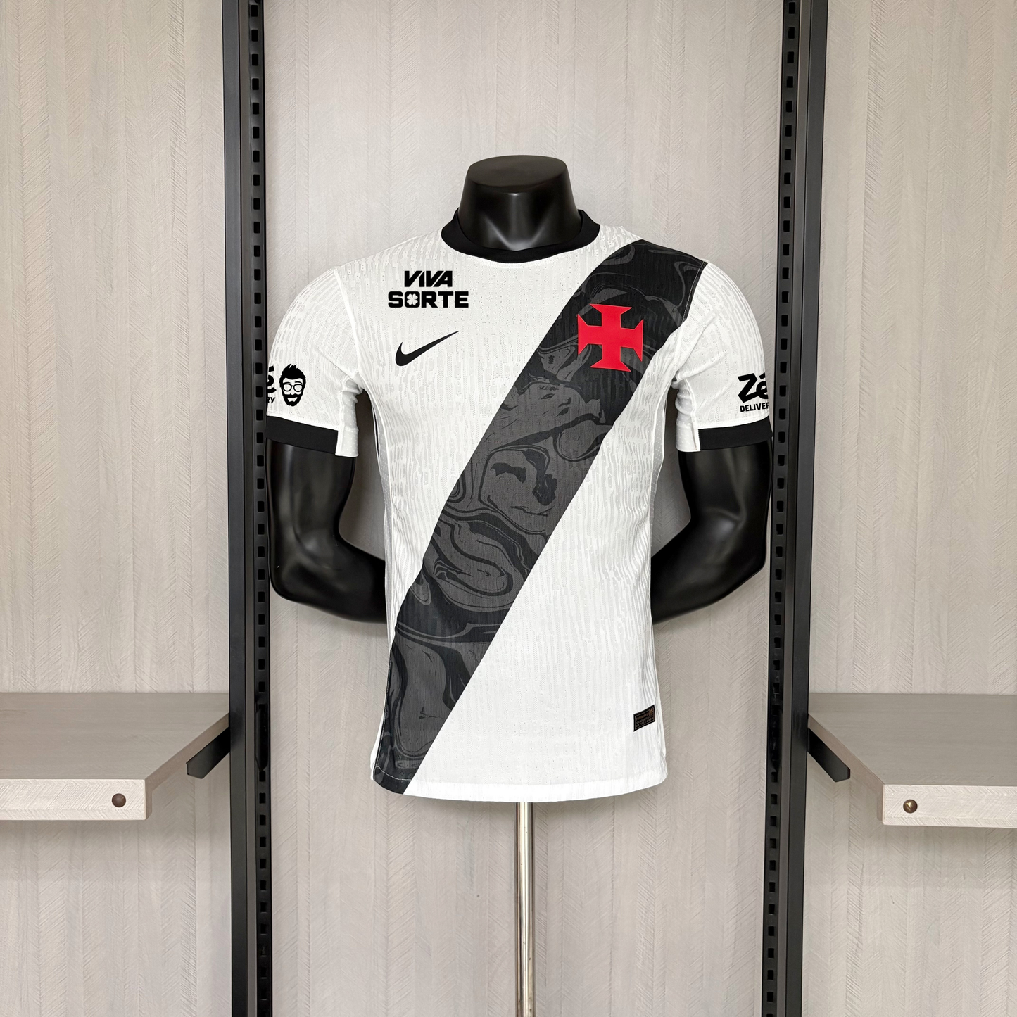 Vasco Away 26/27 Jogador Com Patrocínios Nike - Branca e Preta
