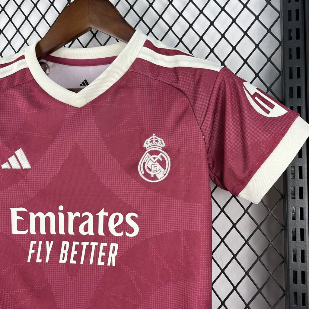 Kit Infantil Real Madrid Third 26/27 - Rosa