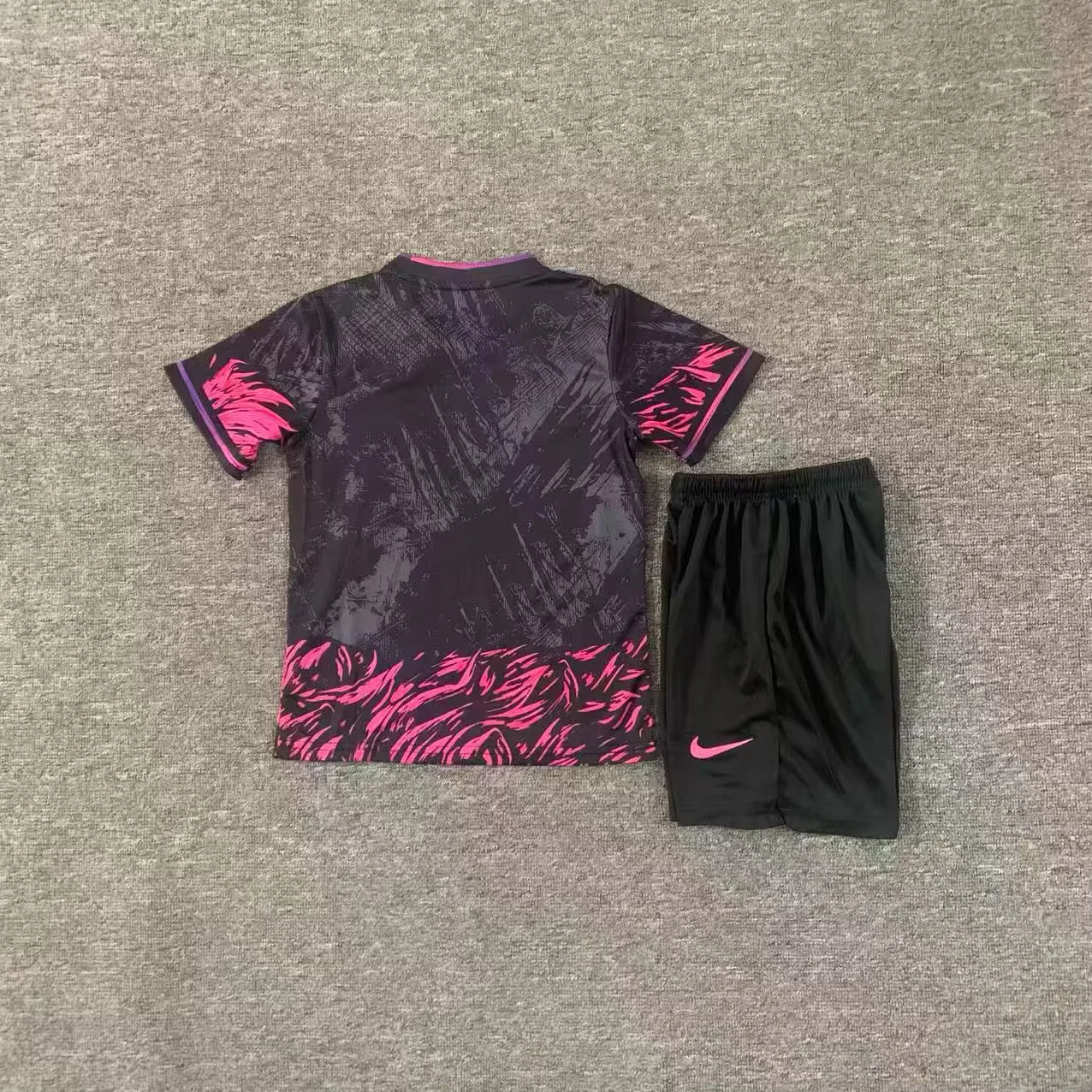 Kit Infantil Barcelona Edição Especial 25/26 -  Preto e Rosa