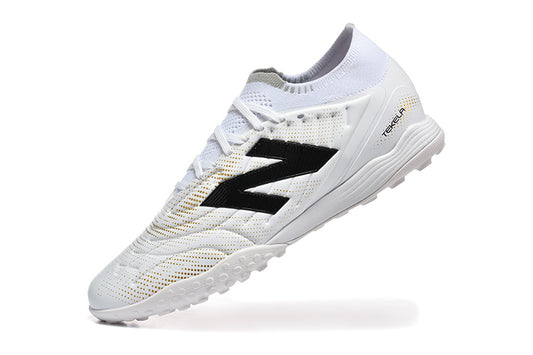 Chuteira Society New Balance Tekela Pro Low Laced FG V4+ - Branca