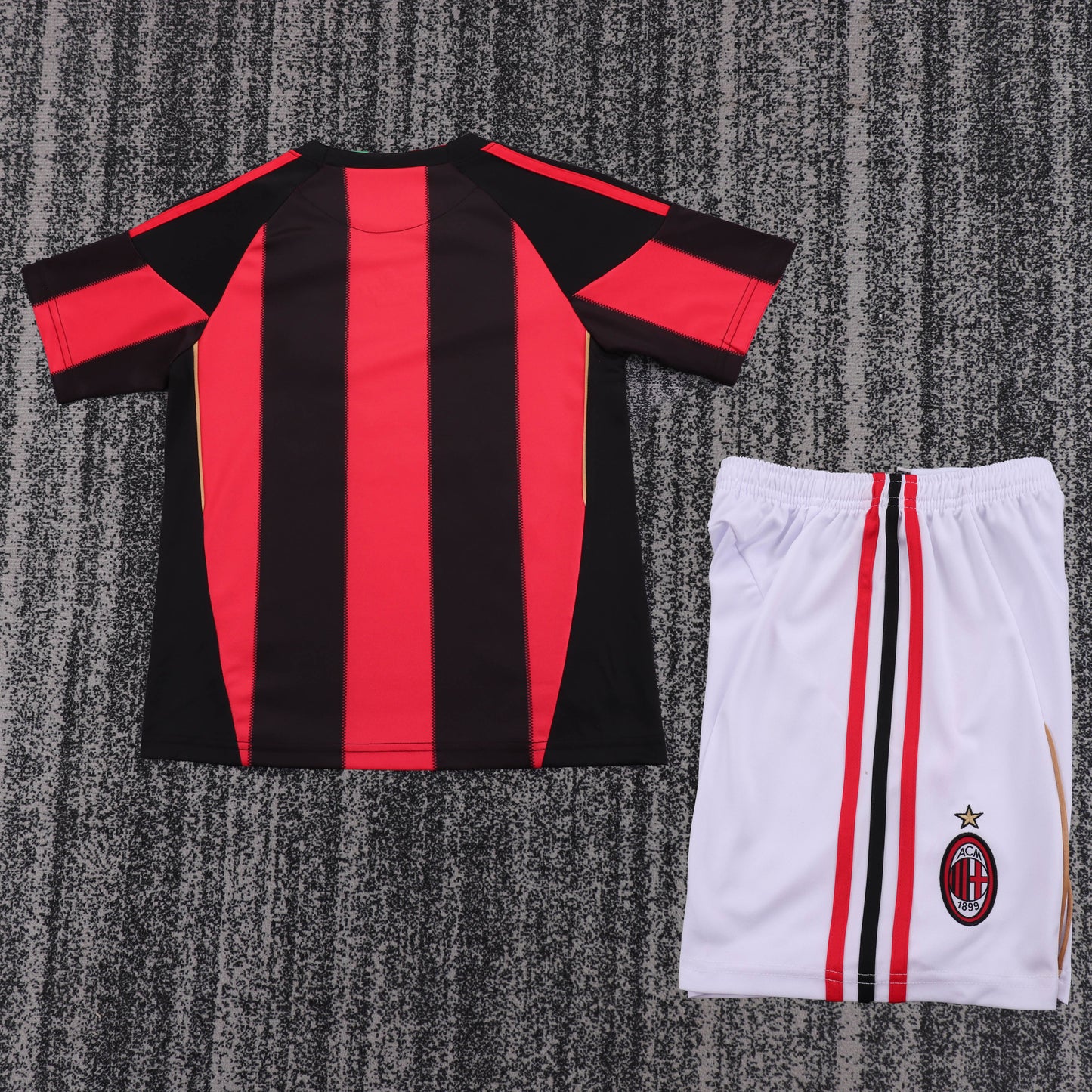 Kit Infantil Milan Home Retrô 2011 Adidas - Vermelho e Preto