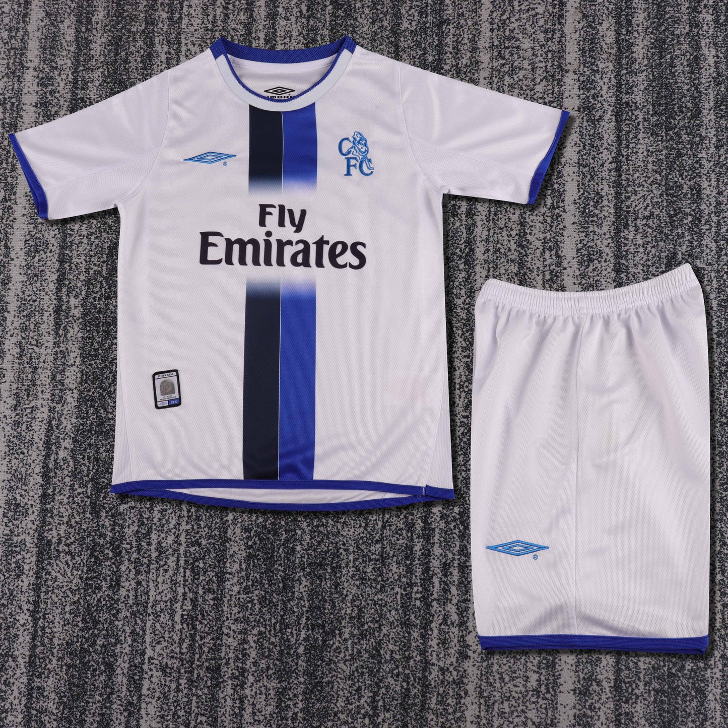 Kit Infantil Chelsea Away Retrô 03/04 - Branca