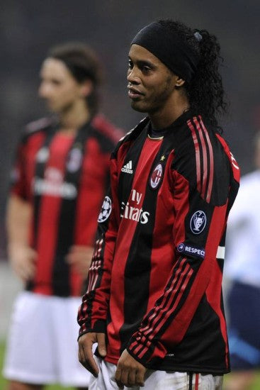 Milan Home Retrô 2010/2011 Adidas - Vermelha e Preta