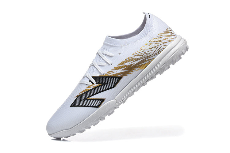 Chuteira Society New Balance Furon V8 Elite TF FG  - Branca Dourada