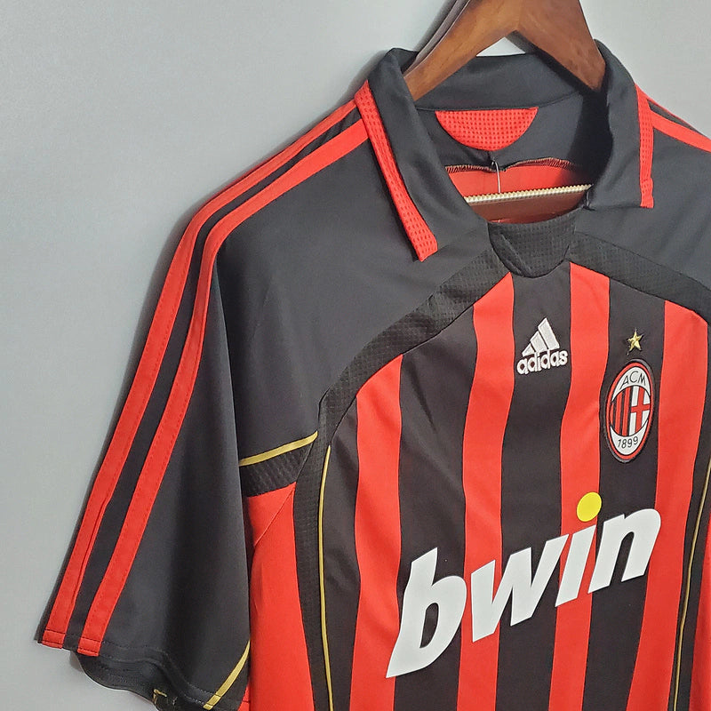 Milan Home Retrô 2006/2007 Adidas - Vermelha e Preta