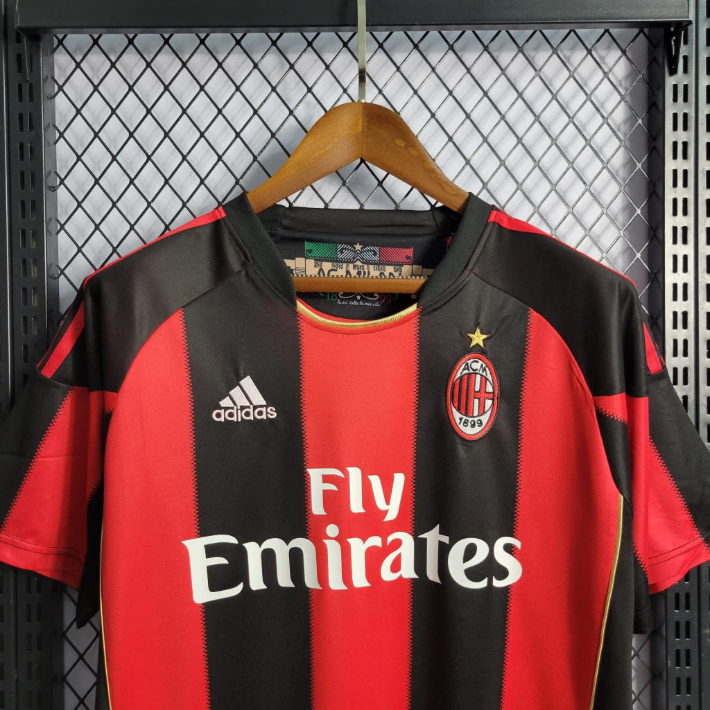 Milan Home Retrô 2010/2011 Adidas - Vermelha e Preta