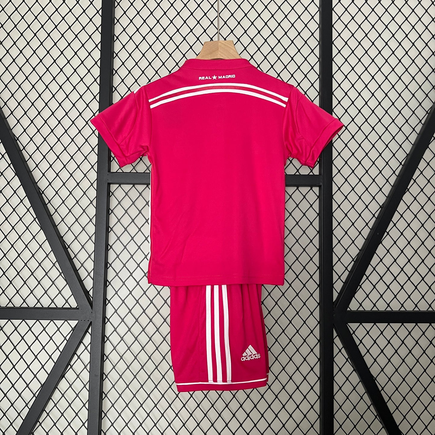 Kit Infantil Real Madrid Home Away 14/15 - Rosa
