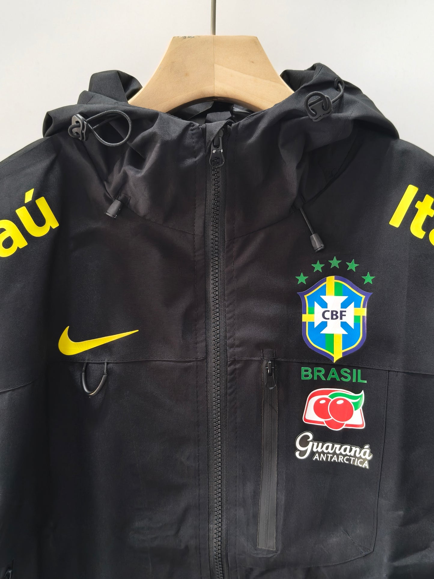 Jaqueta Brasil Nike - Preto