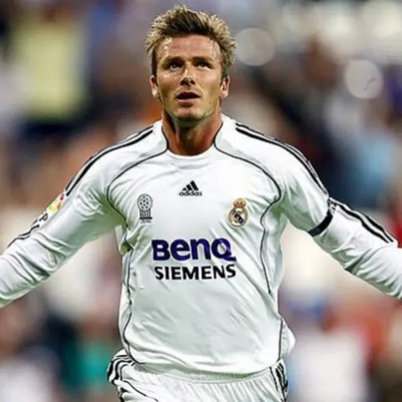 Real Madrid Home Retrô 06/07 Manga Longa Adidas - Branco