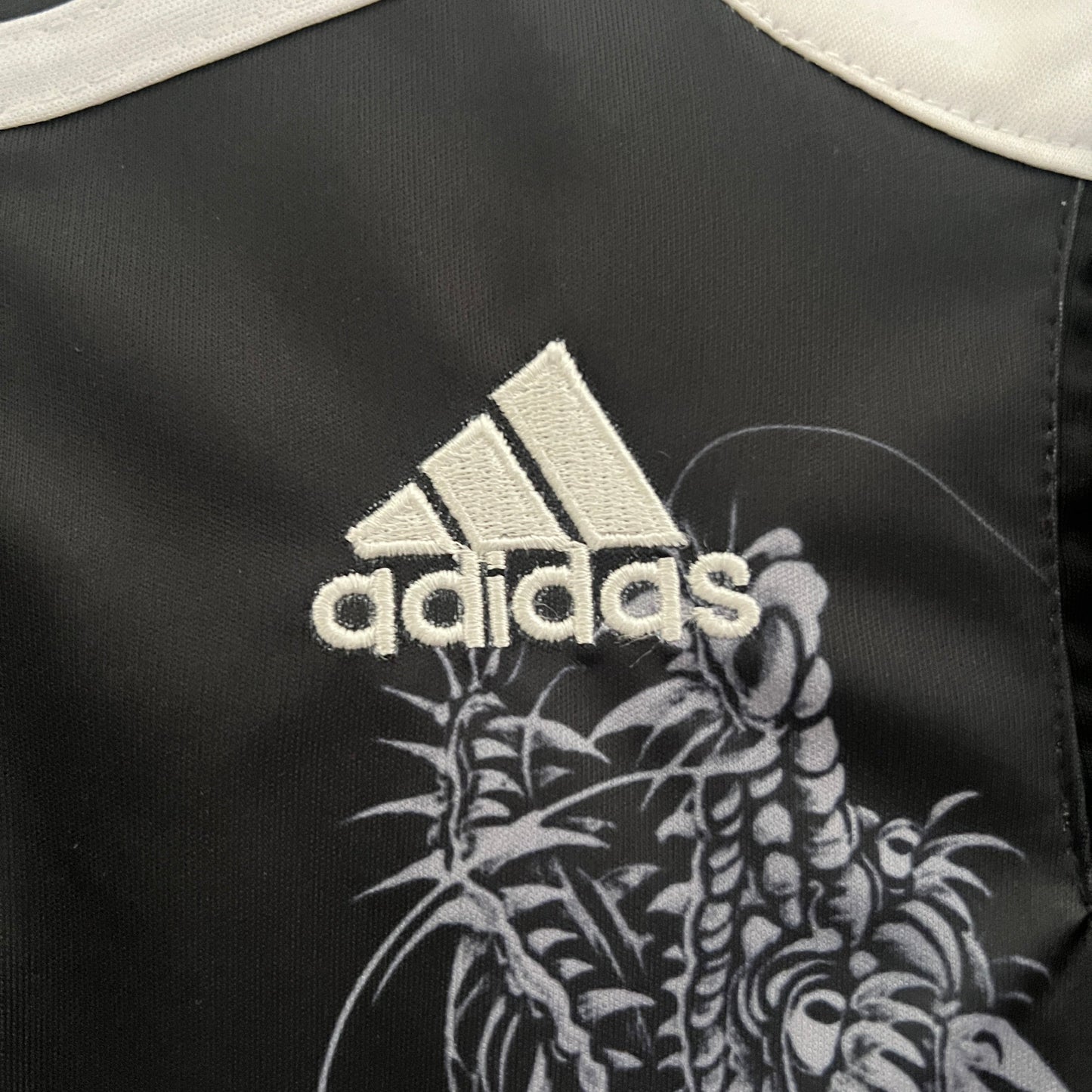 Kit Infantil Real Madrid Third Retrô 14/15 - Preto
