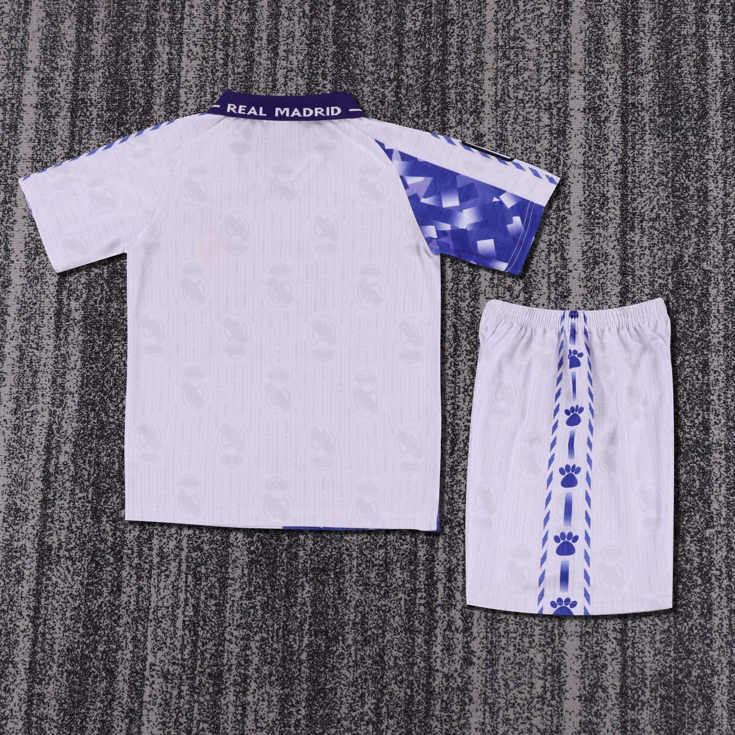 Kit Infantil Real Madrid Third Retrô 96/97 Kelme - Azul e Branco