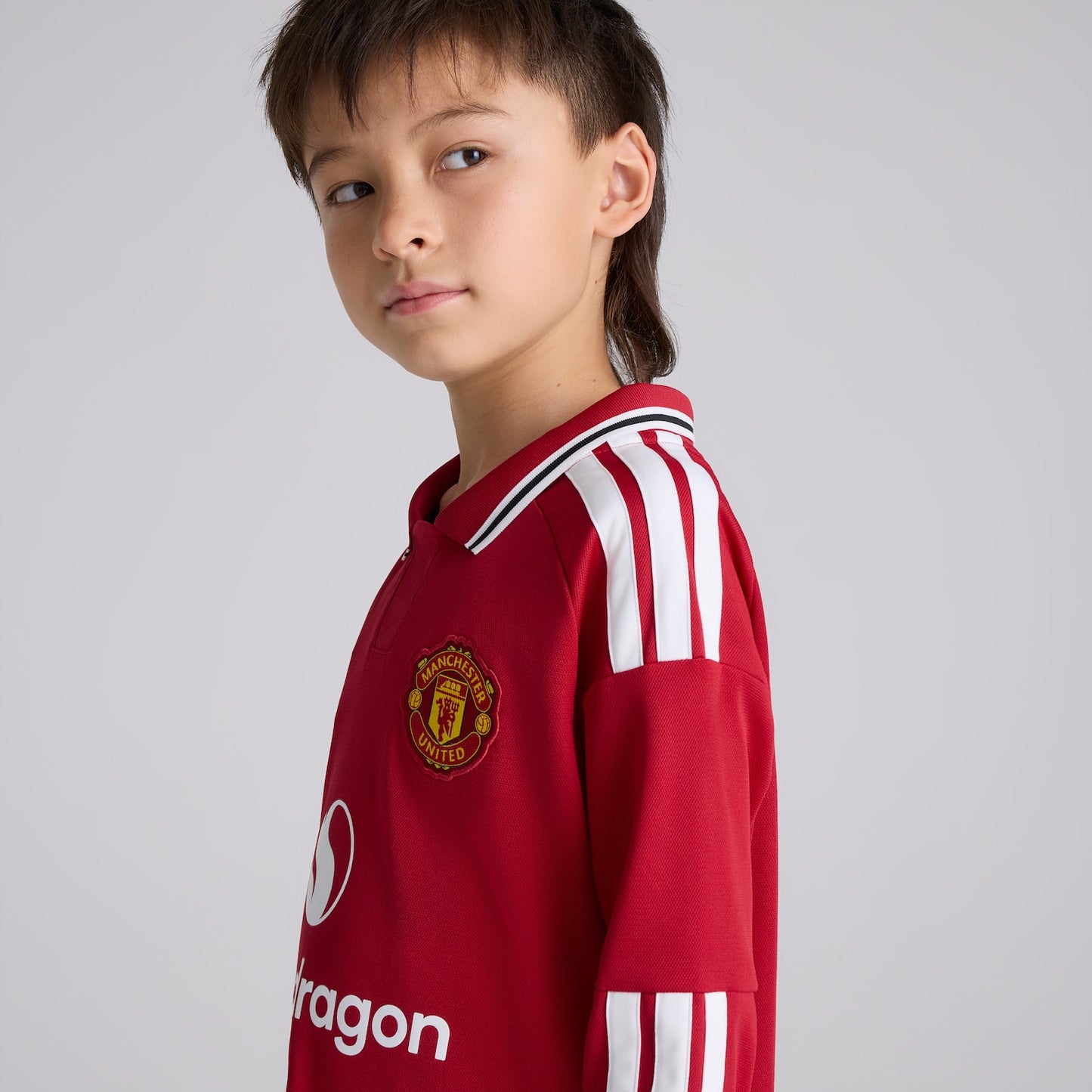 Kit infantil Manchester United Home 26/27 Manga Longa  - Vermelho