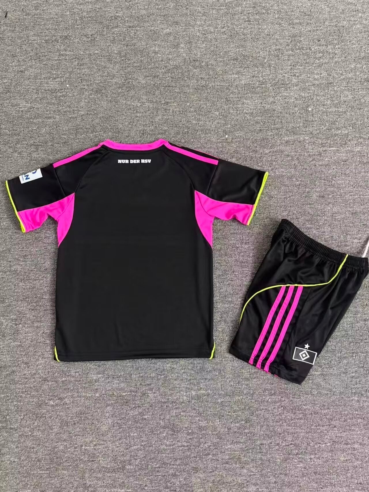 Kit Infantil Hamburgo Away 25/26  - Preto e Rosa