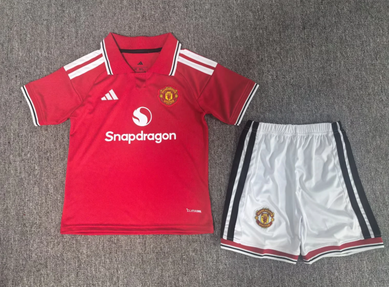 Kit infantil Manchester United Home 26/27  - Vermelho