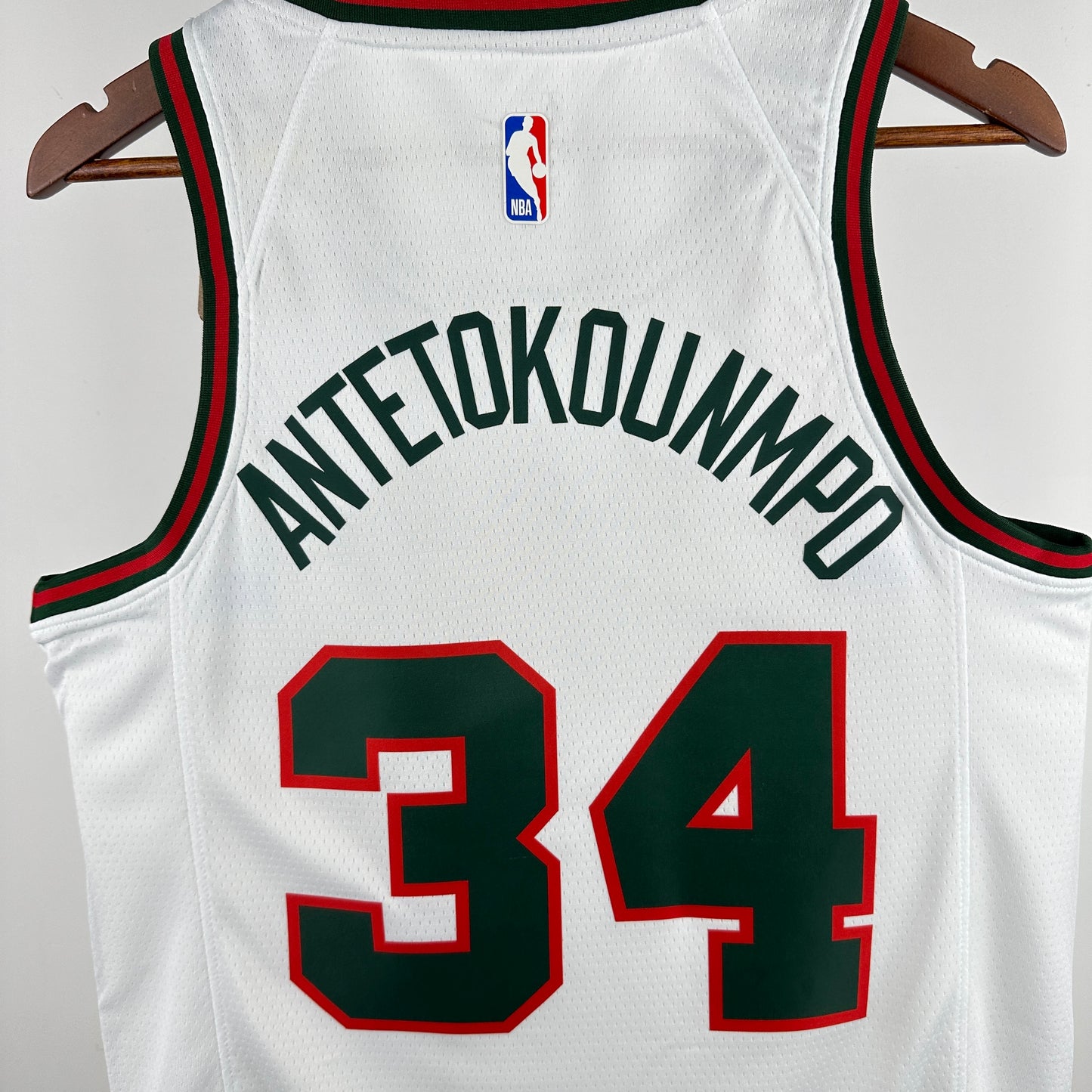 Regata Milwaukee Bucks Masculina - Branca