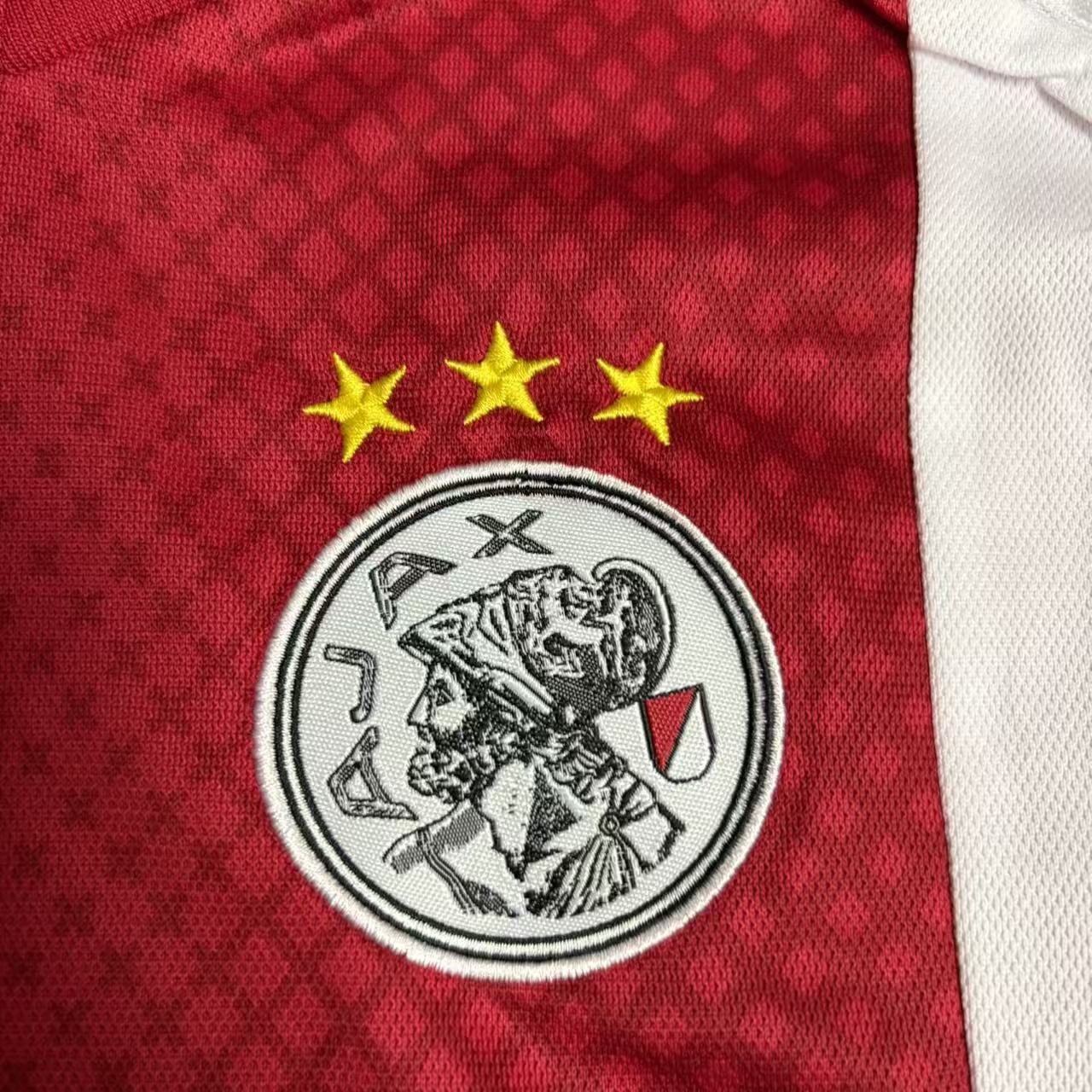 Kit Infantil Ajax Home 25/26 - Vermelho e Branco
