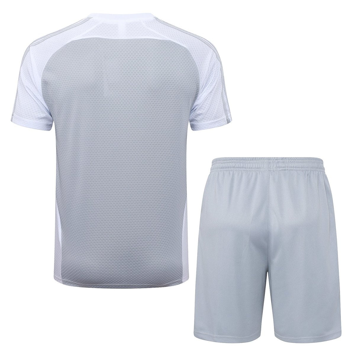 Kit de Treino Adulto Real Madrid 2025/26 Short e Camisa - branca