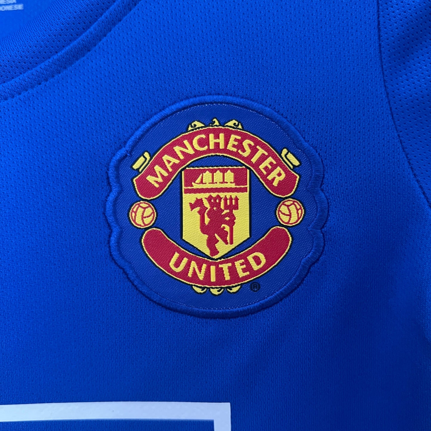 Kit infantil Manchester United Retrô Away 2009 . - Azul