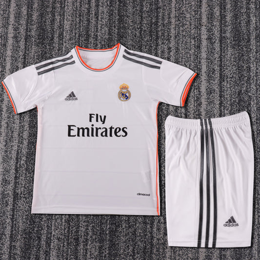 Kit Infantil Real Madrid Home Retrô 13/14 - Branco