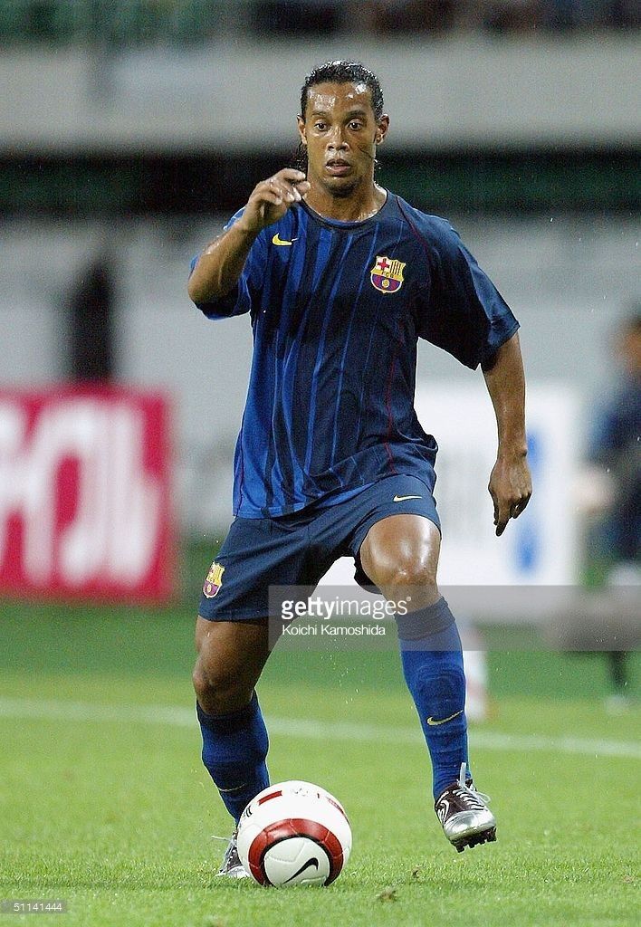 Barcelona Away Retro 04/05 Nike - Azul Escuro