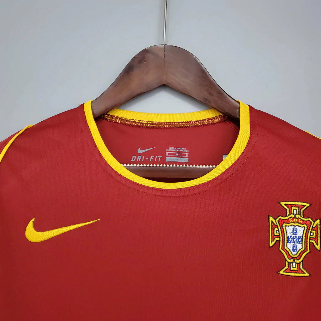 Portugal Home Retrô 2002 Nike Vermelha - Vermelho