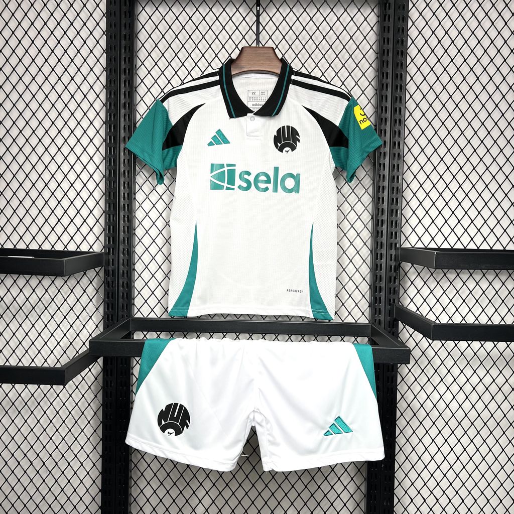 Kit Infantil Newcastle Third 24/25 . - Branca e Verde