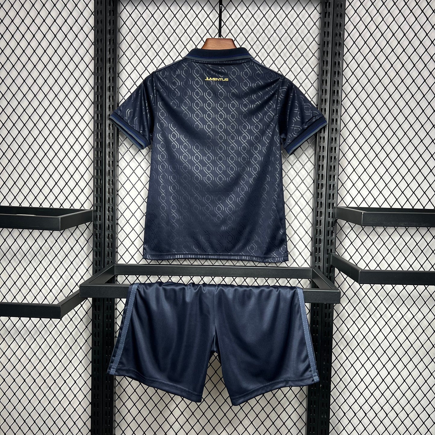 Kit Infantil Juventus Third 24/25 . - Azul Escuro