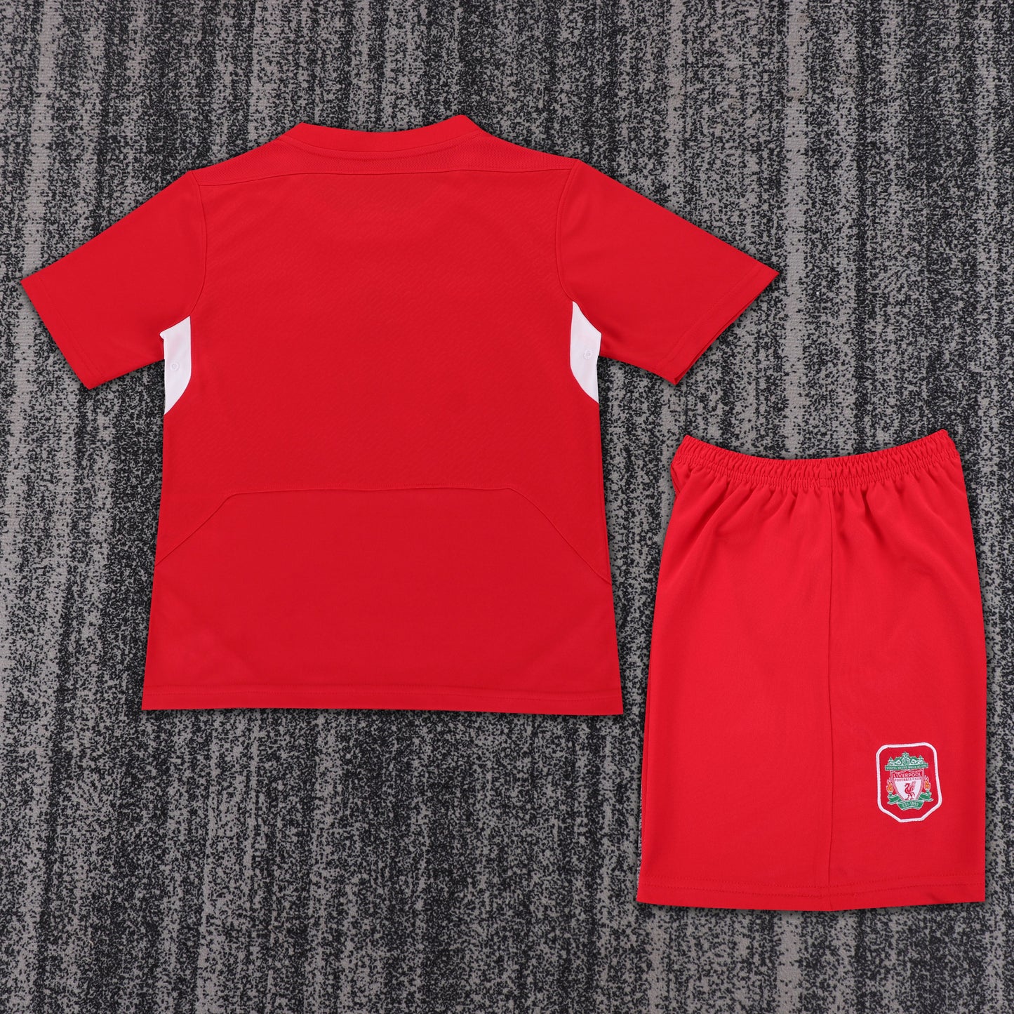 Kit Infantil Liverpool Home Retrô 05/06  - Vermelha