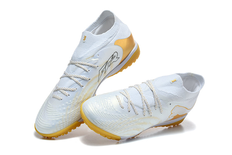 Chuteira Society Puma Future 8 TF Pro Cage - Branca e Dourada