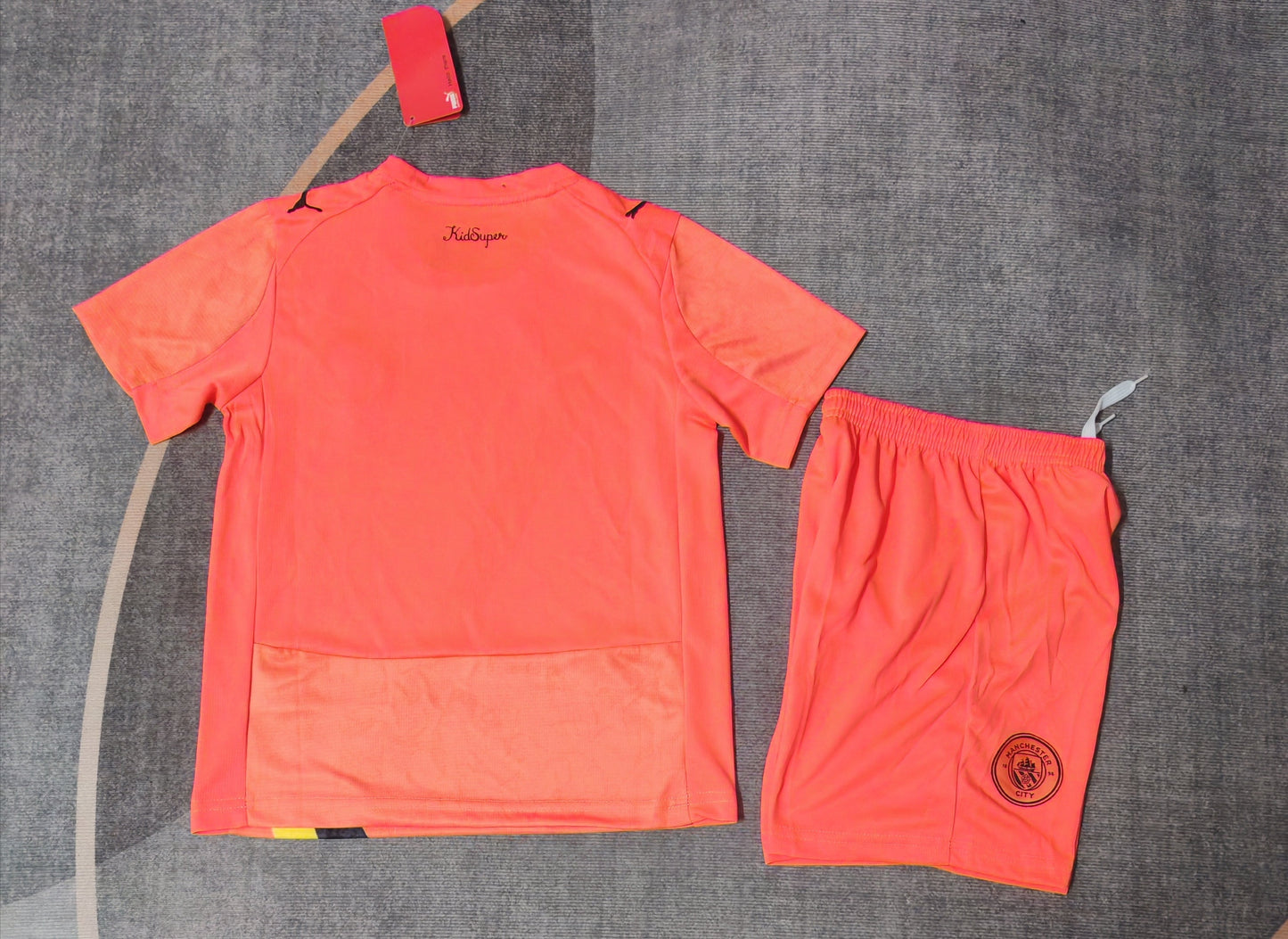 Kit Infantil Manchester City Goleiro 25/26  - Laranja
