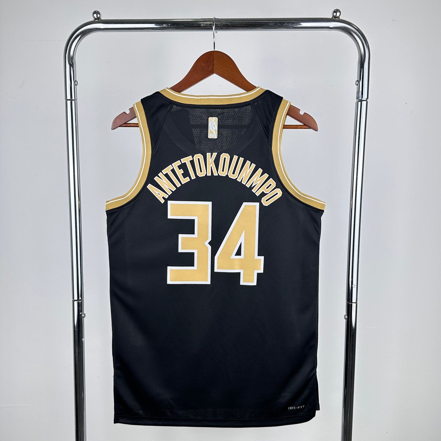 Regata Milwaukee Bucks Masculina - Preto