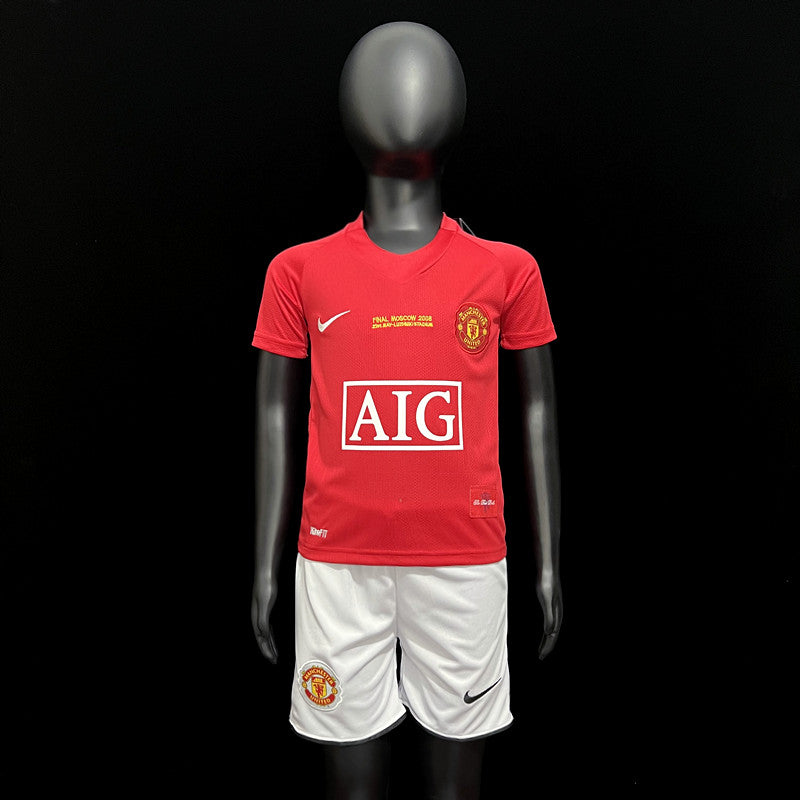 Kit infantil Manchester United Retrô Home 2008 - Vermelho