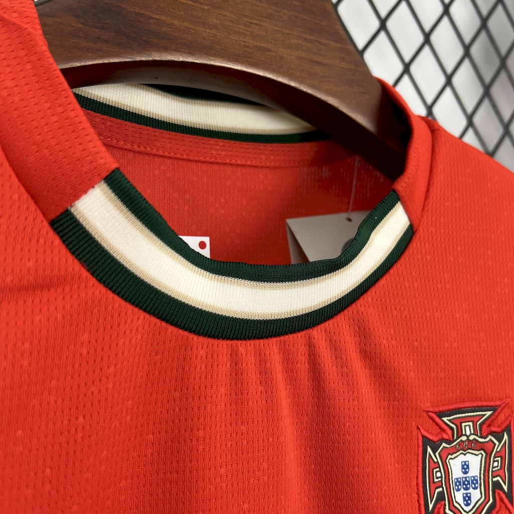Kit Infantil Portugal Home Manga Longa 25/26 - Vermelho