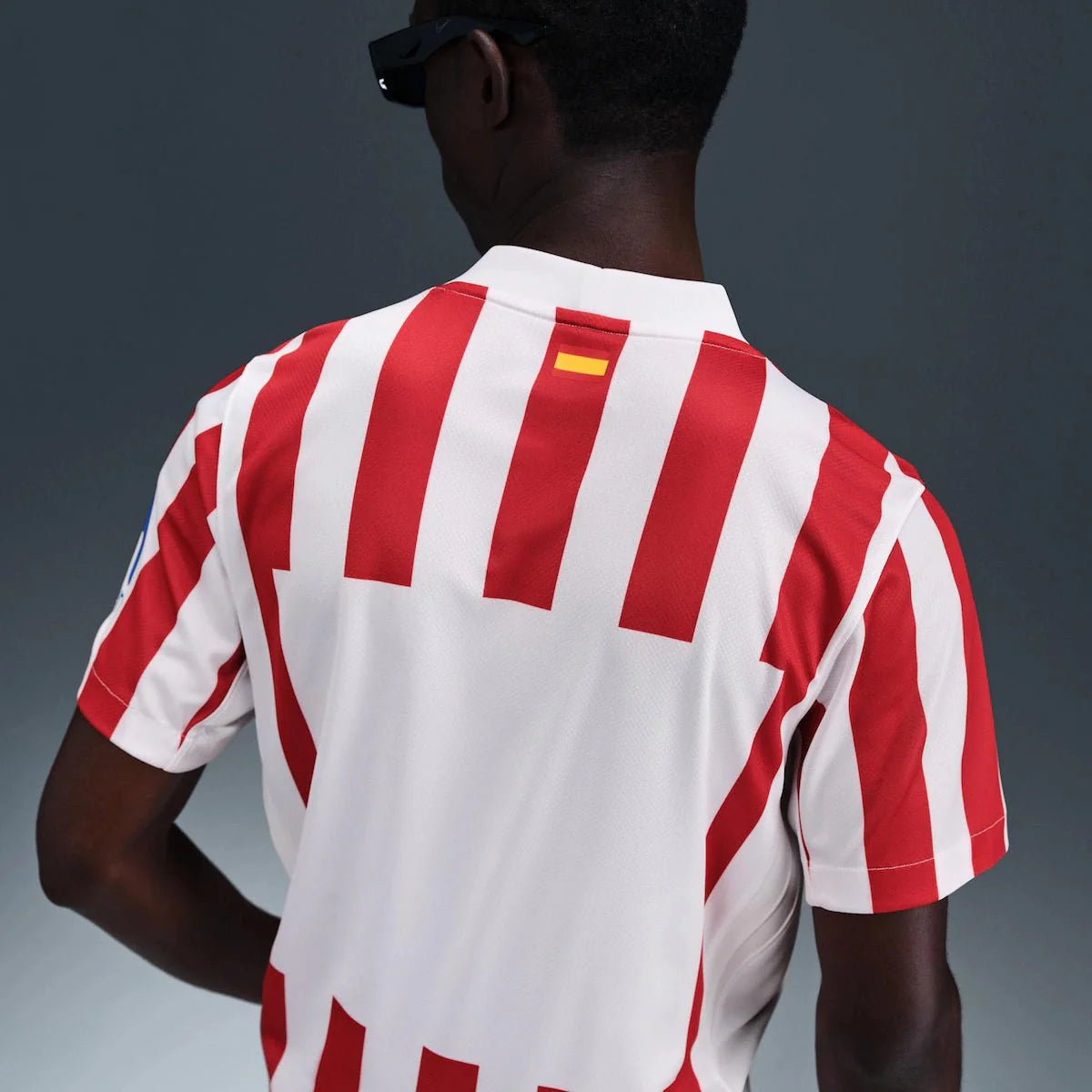 Atlético de Madrid Home 25/26 Torcedor Nike - Branca e Vermelho