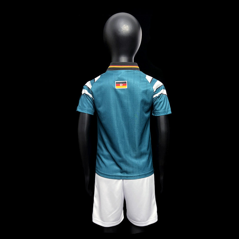 Kit Infantil Alemanha Away Retro 1996 - Verde