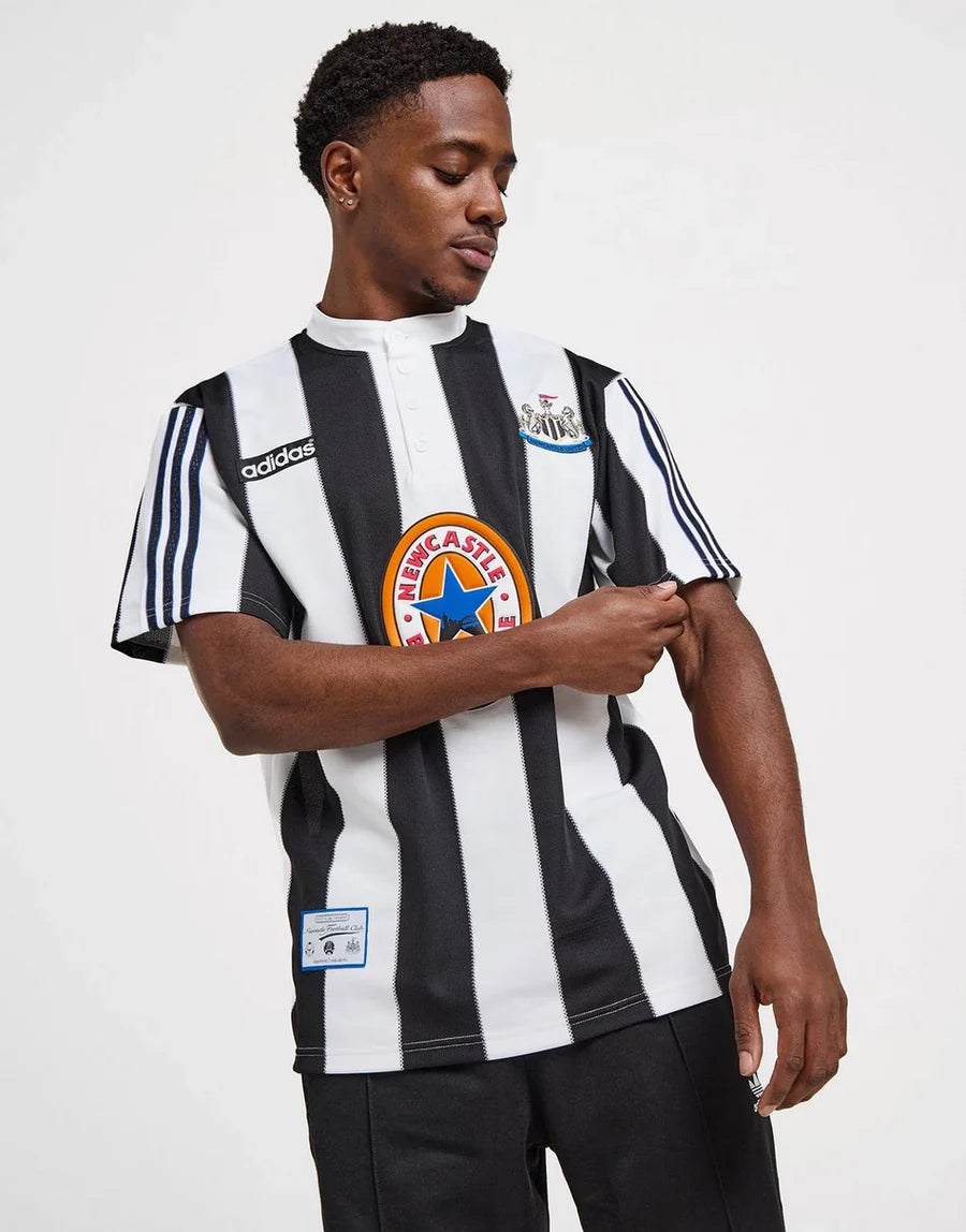 Newcastle Home Retrô 95/97 Adidas - Preta e Branca