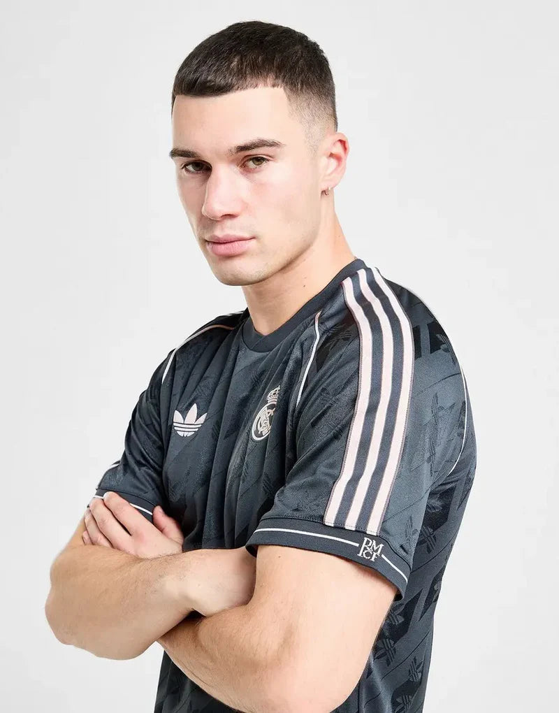 Real Madrid Originals 24/25 Torcedor Adidas - Cinza
